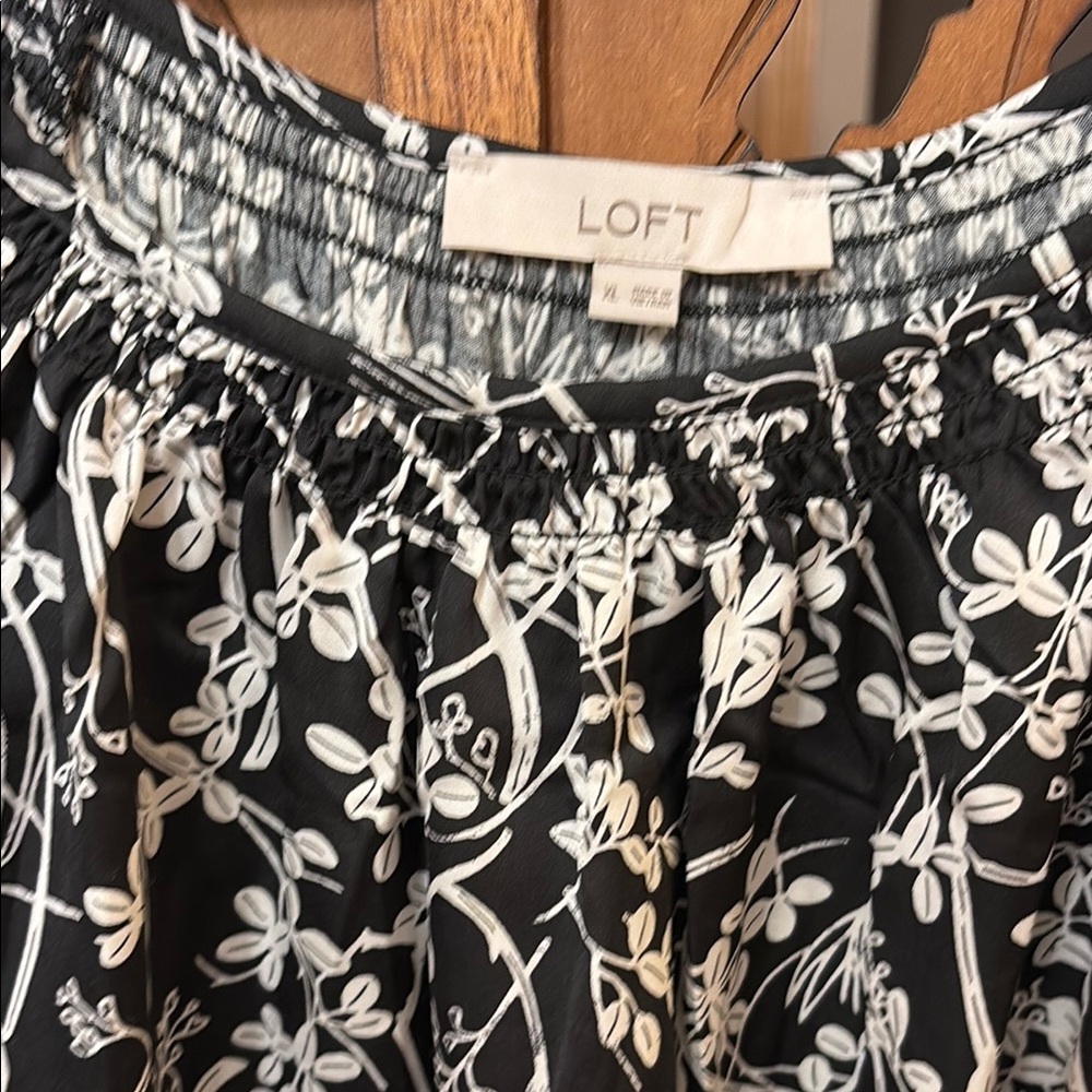 LOFT Black and White Floral Smocked Neck Blouse - Picture 2 of 5